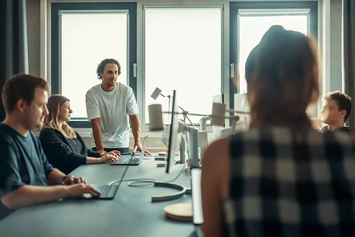 Mitarbeiter mit einem DMS Tool vollumfänglich vertraut machen